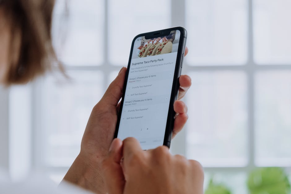 wie kann man Bilder vom Laptop auf das iPhone übertragen