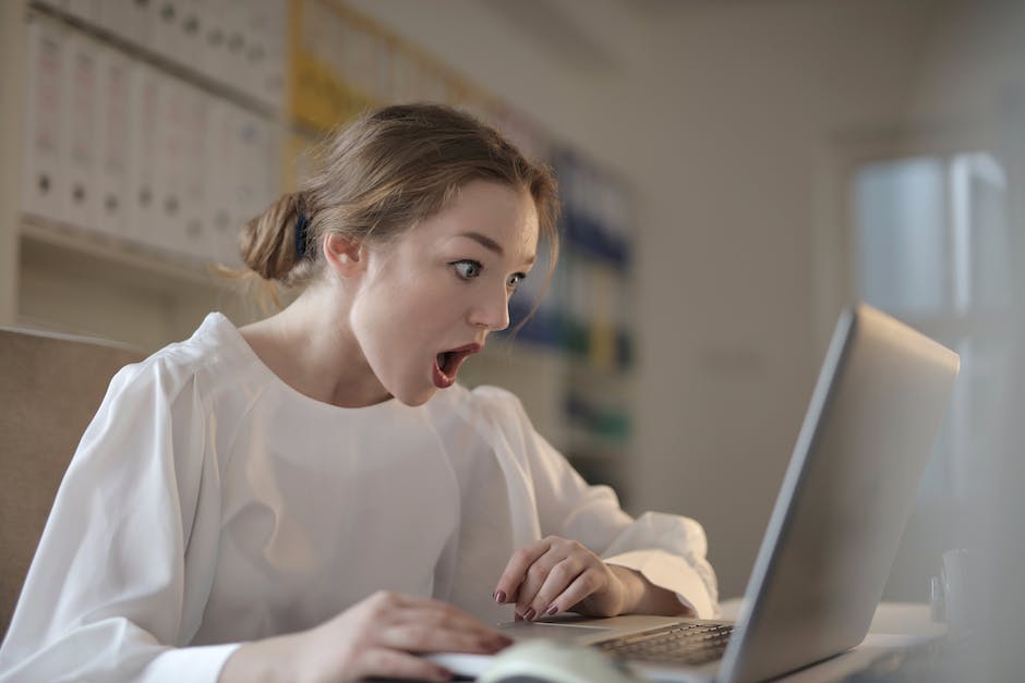 Verbinden von Laptop mit Fernseher