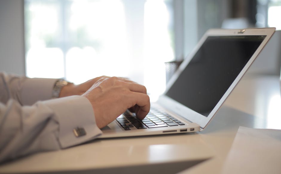  Verbinden eines Laptops mit einem Bildschirm