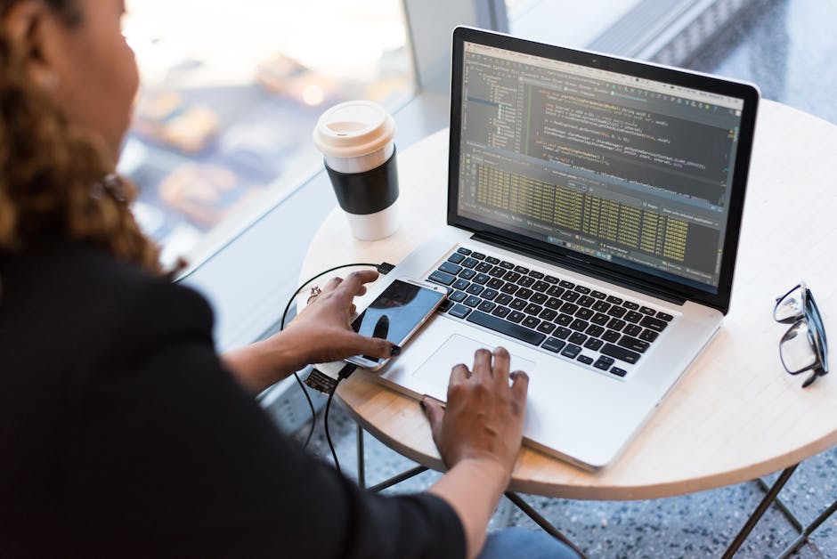Mit Laptop per Smartphone ins Internet gehen