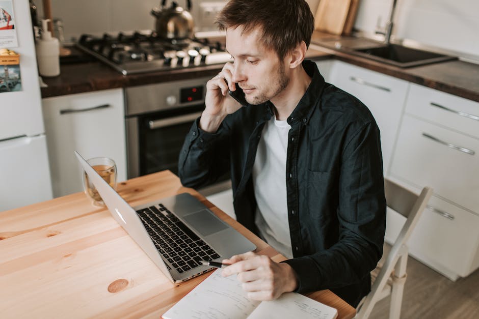 WhatsApp auf Laptop installieren